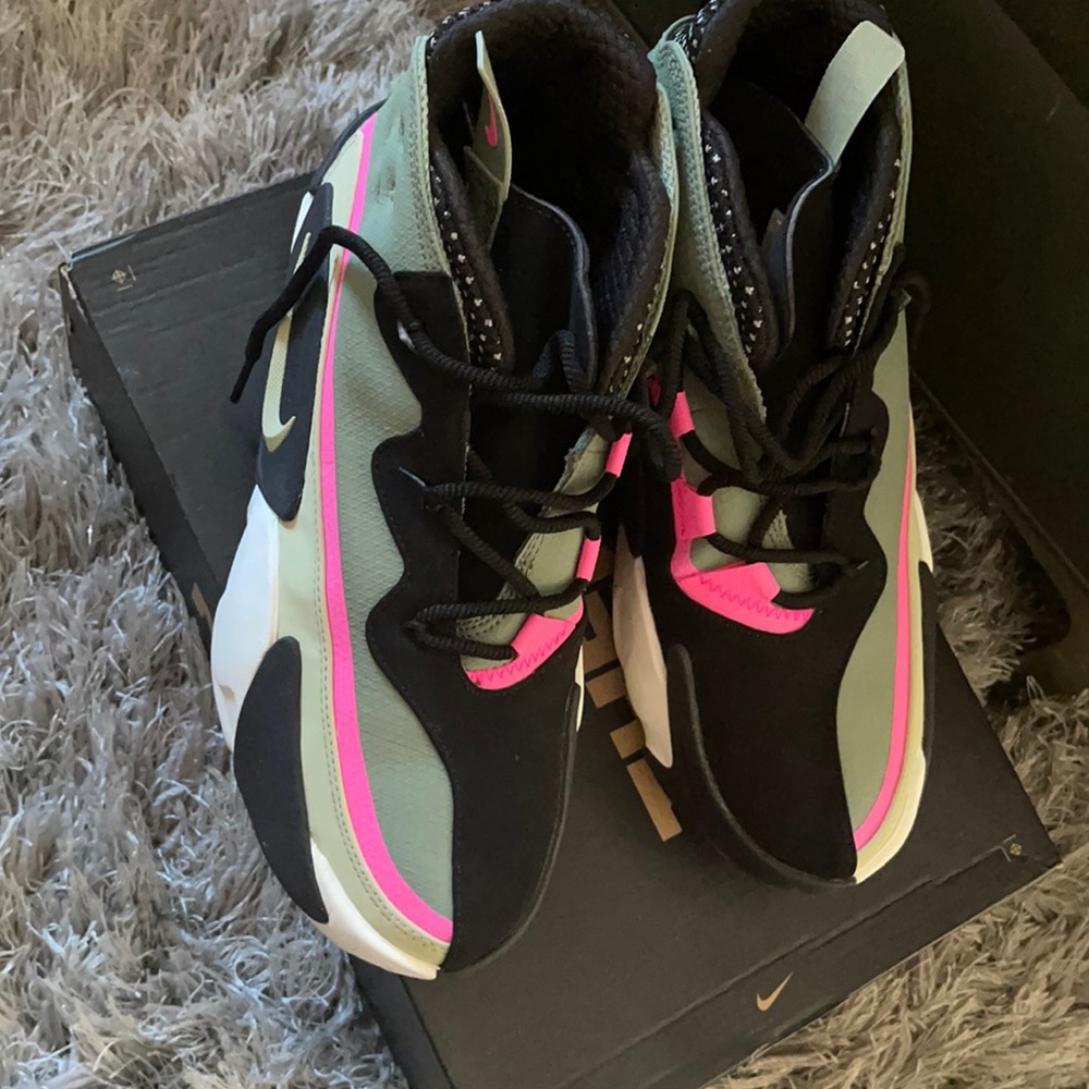Nike react frenzy